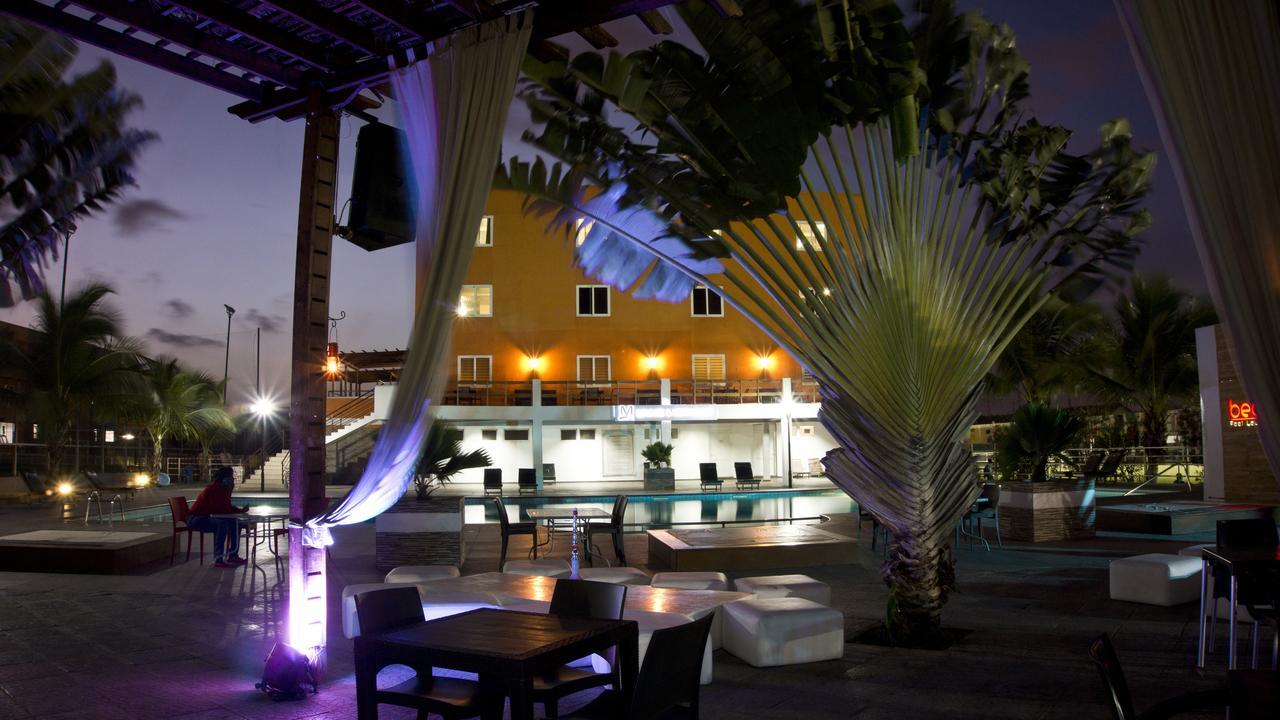 M Suites Hotel Accra Esterno foto