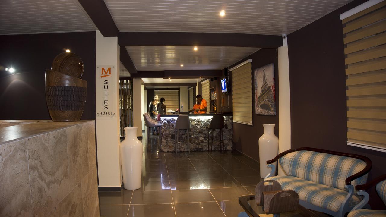 M Suites Hotel Accra Esterno foto