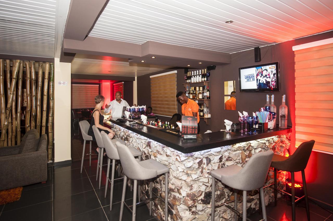 M Suites Hotel Accra Esterno foto